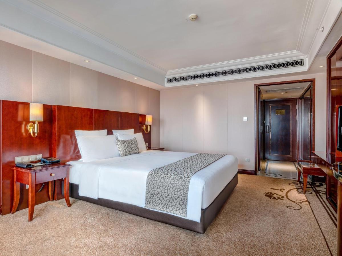 Days Hotel & Suites China Town---Five Minutes To Reach Changsha Station, The Metro Line 2 & Line 6 Are Nearby,Free Gym & Laundromat,Chinese And Western Buffet Breakfast Is Offered On The 31St Floor Exterior foto