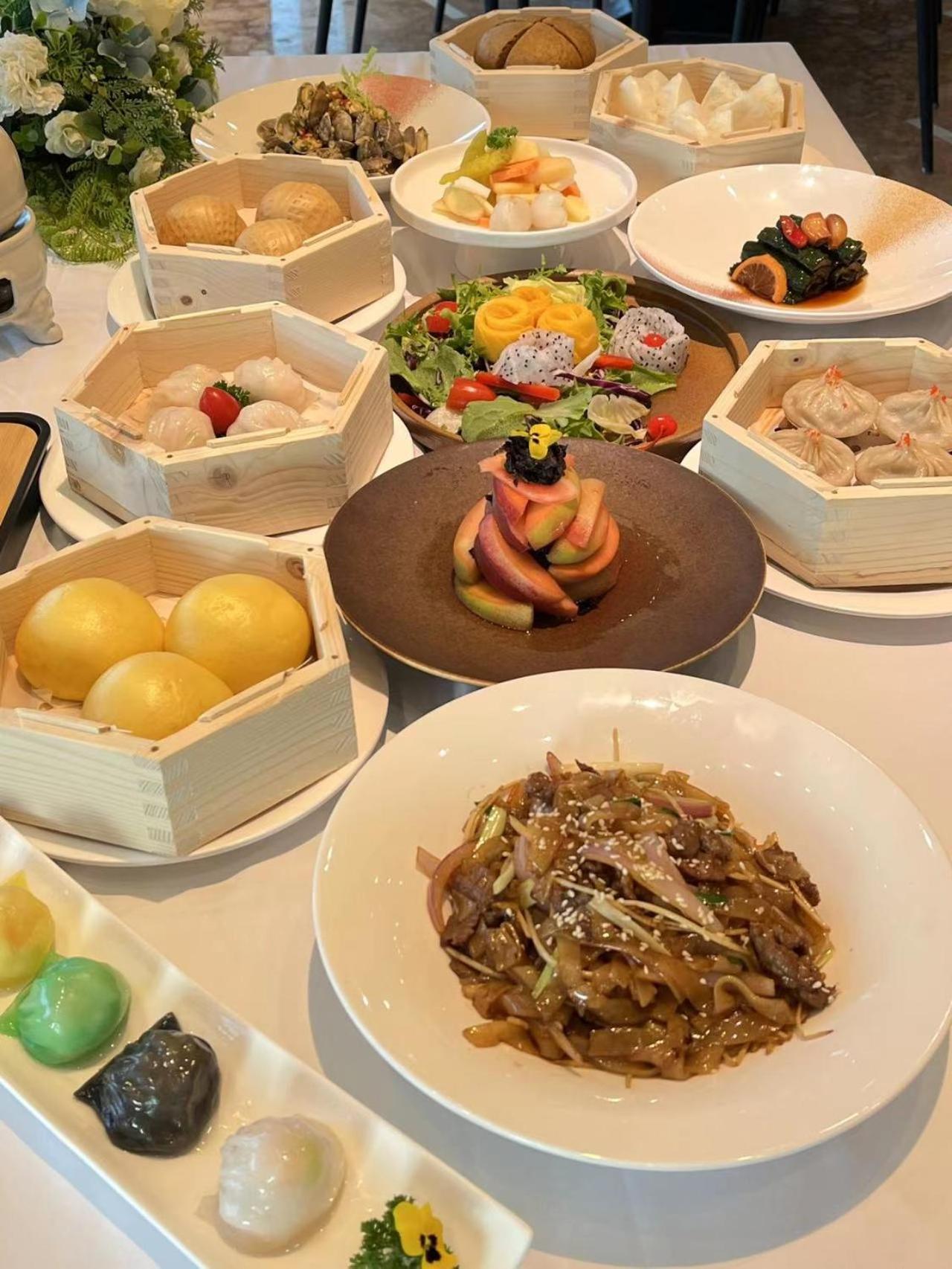 Days Hotel & Suites China Town---Five Minutes To Reach Changsha Station, The Metro Line 2 & Line 6 Are Nearby,Free Gym & Laundromat,Chinese And Western Buffet Breakfast Is Offered On The 31St Floor Exterior foto